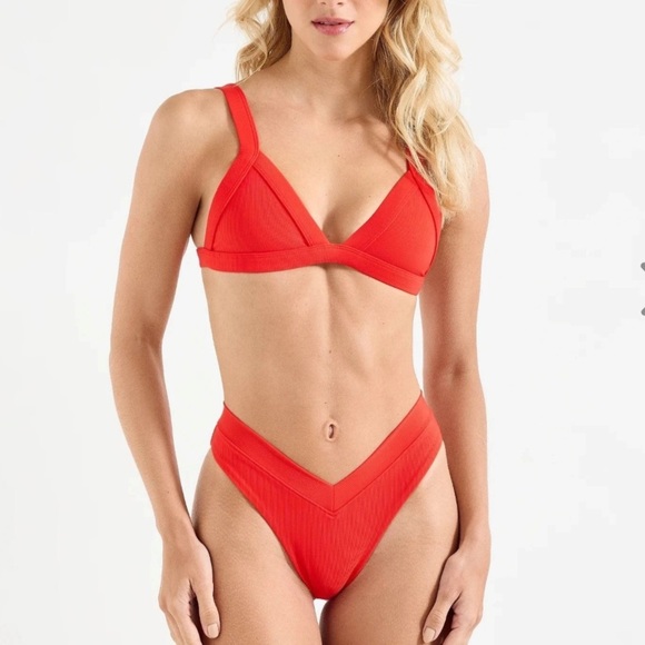 NWT OneOne Swimwear SET Bikini Kameron Jesse Red New Triangle Classic Rouge Sexy - Picture 6 of 16